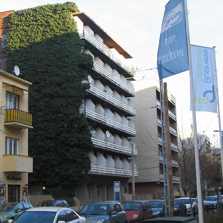 Apartments Leslie Budapest Extérieur photo