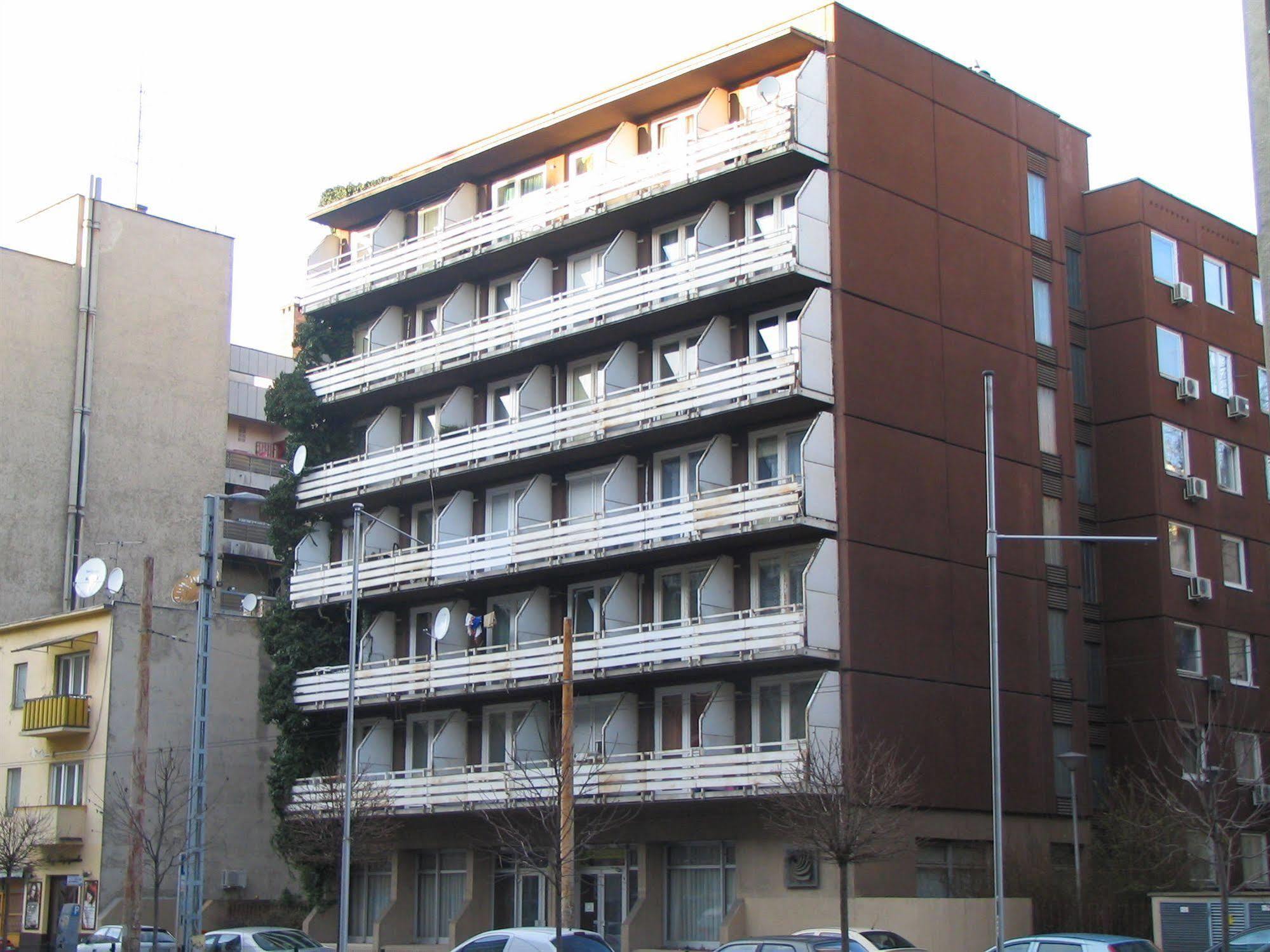 Apartments Leslie Budapest Extérieur photo