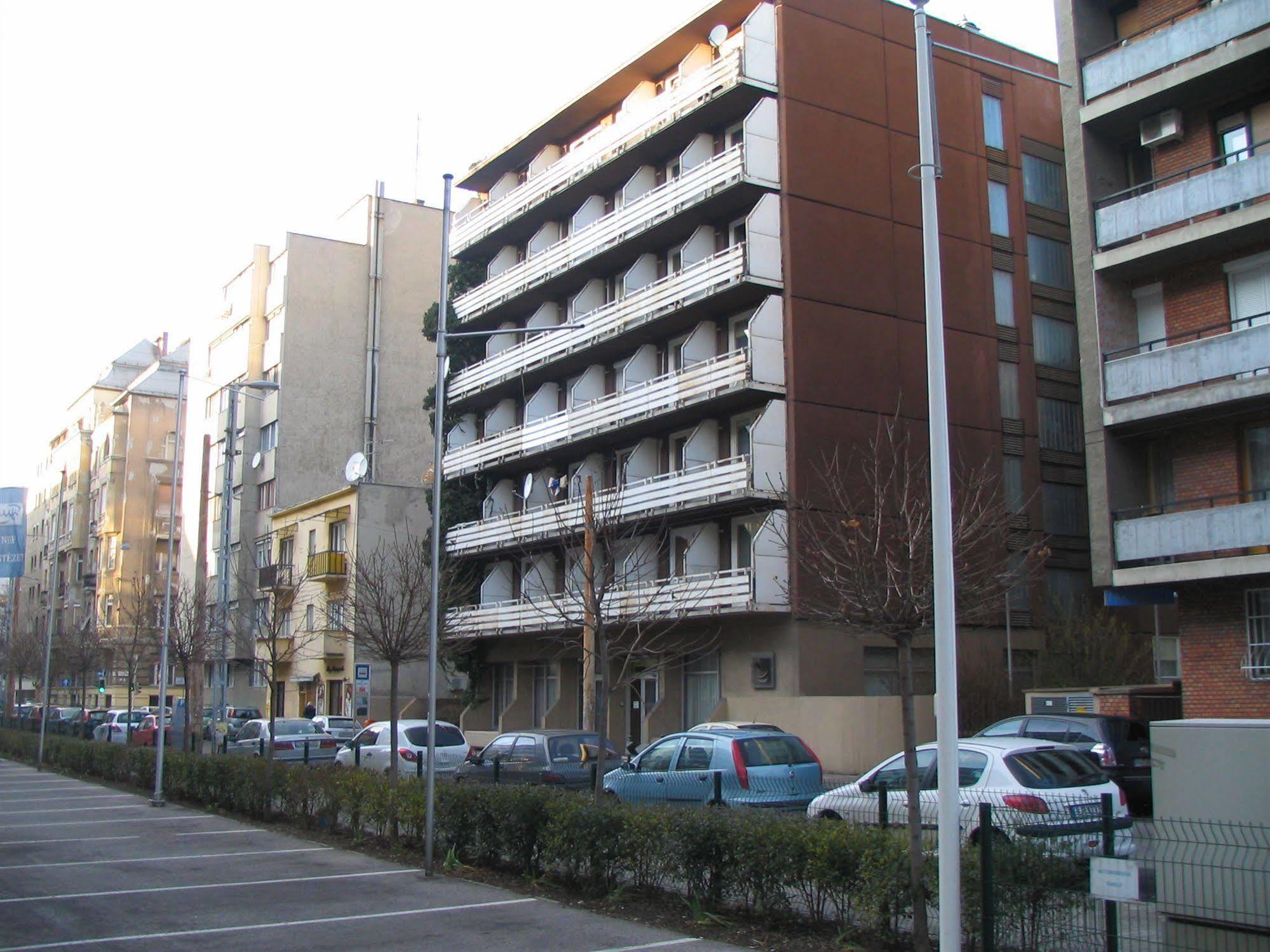 Apartments Leslie Budapest Extérieur photo