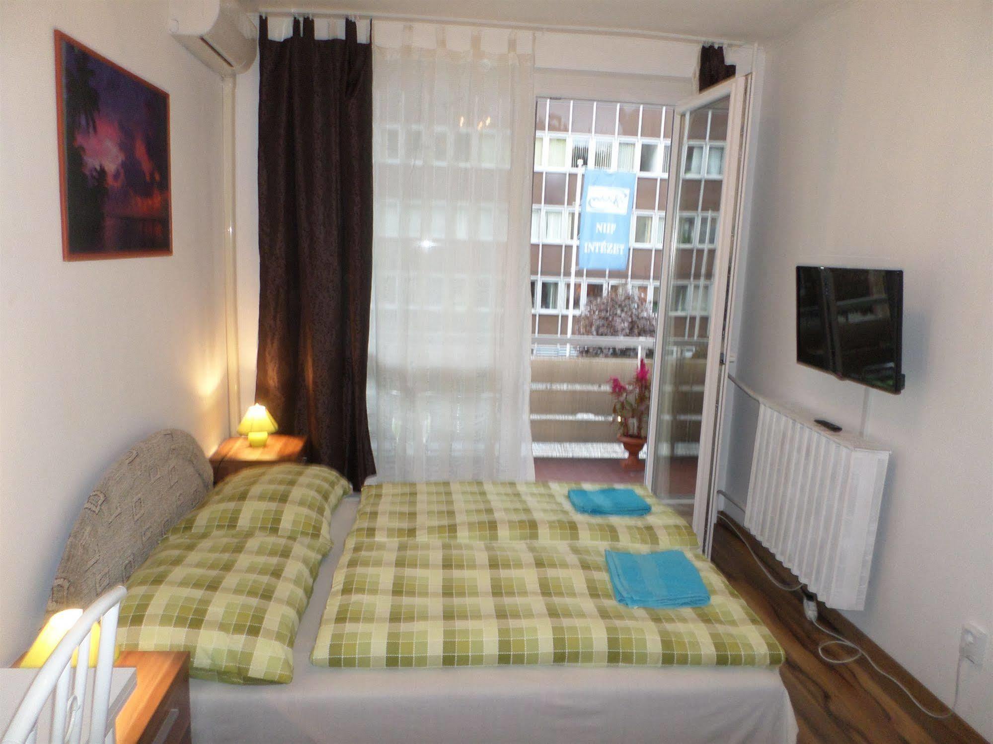 Apartments Leslie Budapest Extérieur photo